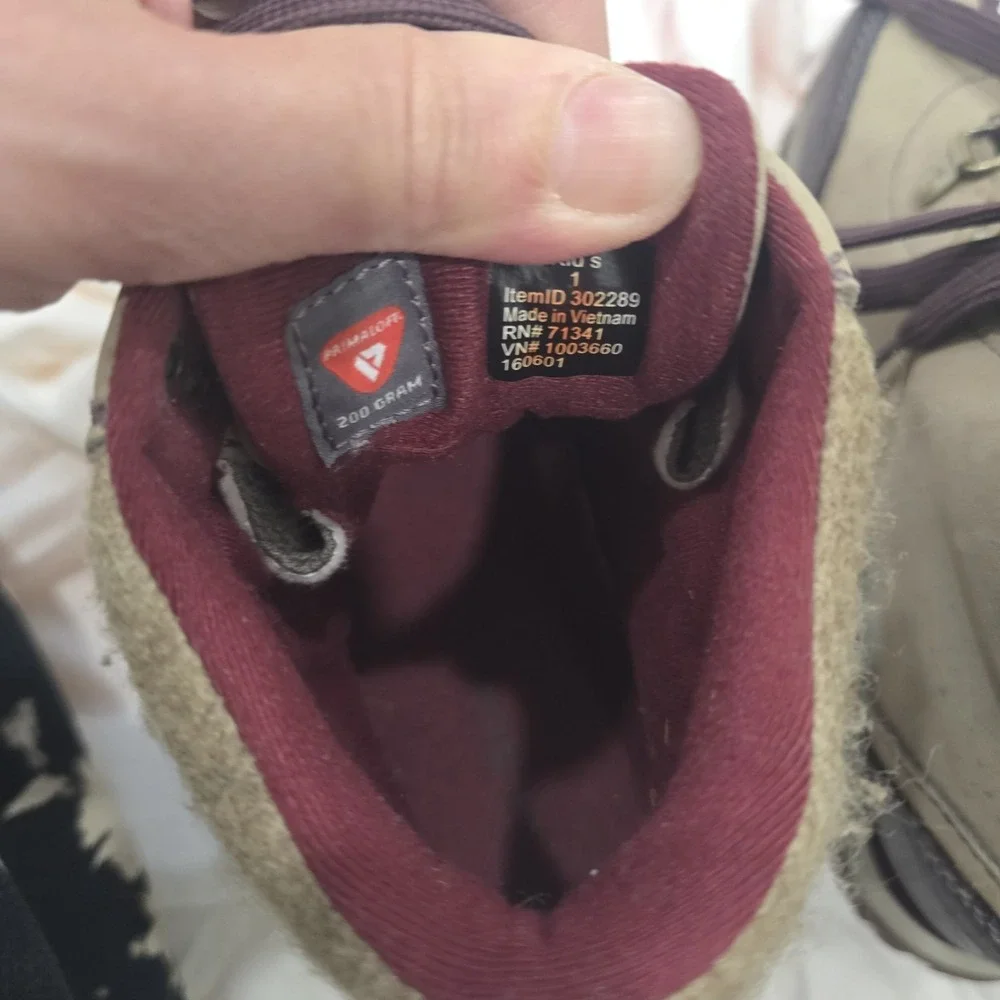 L.L.Bean Kids Snow Sneaker Boots Waterproof Primaloft 200g Multicolor Size 1‎